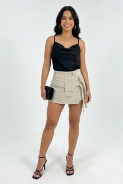 Short pollera hebilla beige