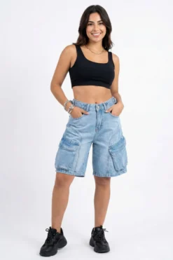 Bermuda baggy cargo con cintura regulable