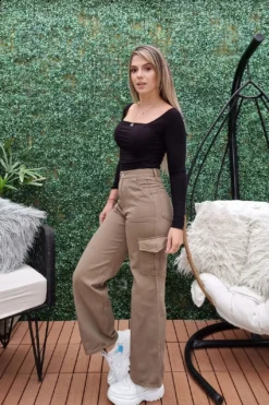 Wide leg cargo beige